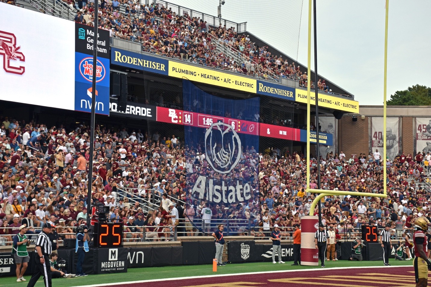 The Net That Became an Icon: Allstate’s Good Hands® Field Goal Nets featured image
